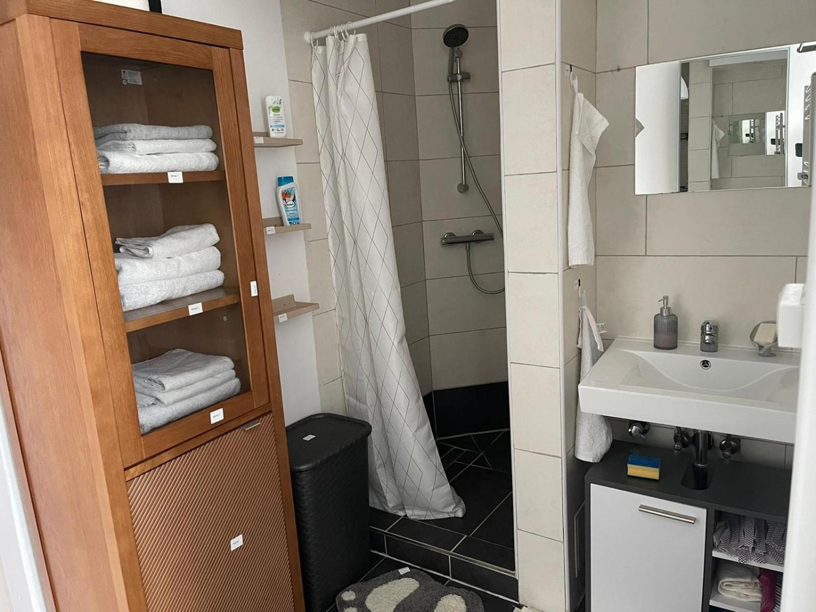 Bequemes Einzelzimmer Im Herzen Von Κάσελ Εξωτερικό φωτογραφία